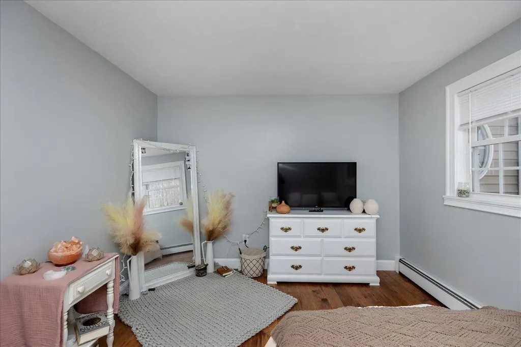 16 Hawthorne Drive Atkinson NH 03811