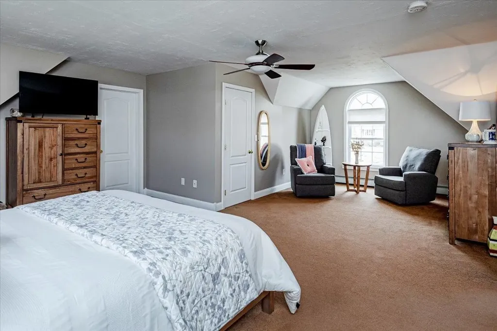 16 Hawthorne Drive Atkinson NH 03811