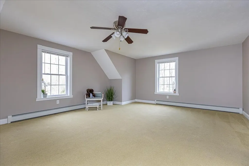 16 Hawthorne Drive Atkinson NH 03811