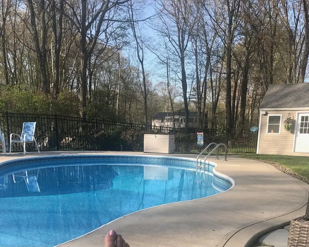 16 Hawthorne Drive Atkinson NH 03811