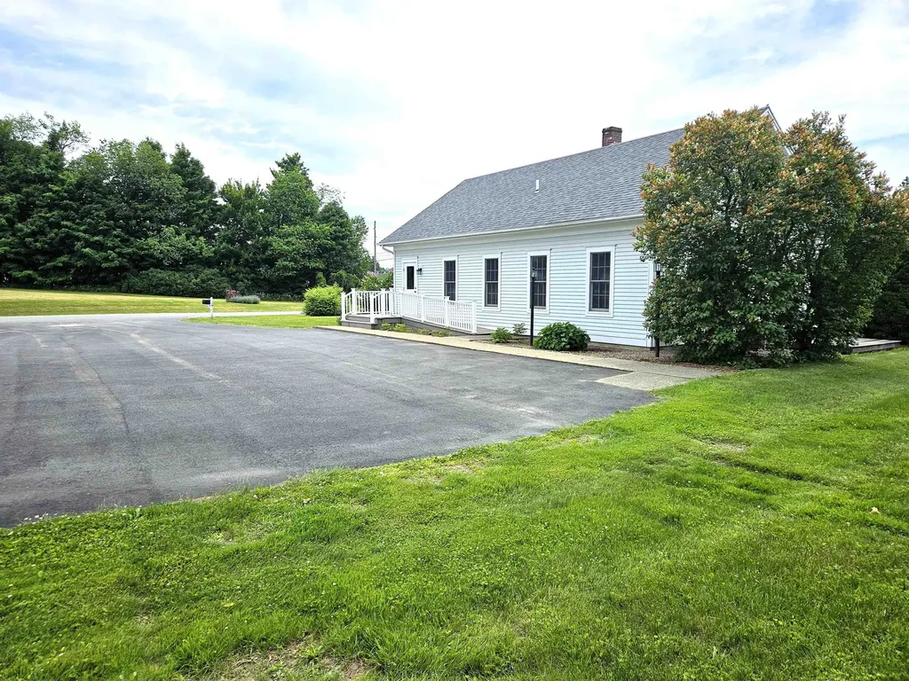 25 Kingsbury Circle Derby VT 05829