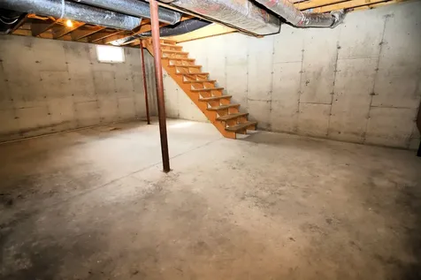 25 Kingsbury Circle Derby VT 05829