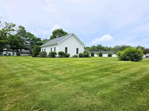 25 Kingsbury Circle Derby VT 05829
