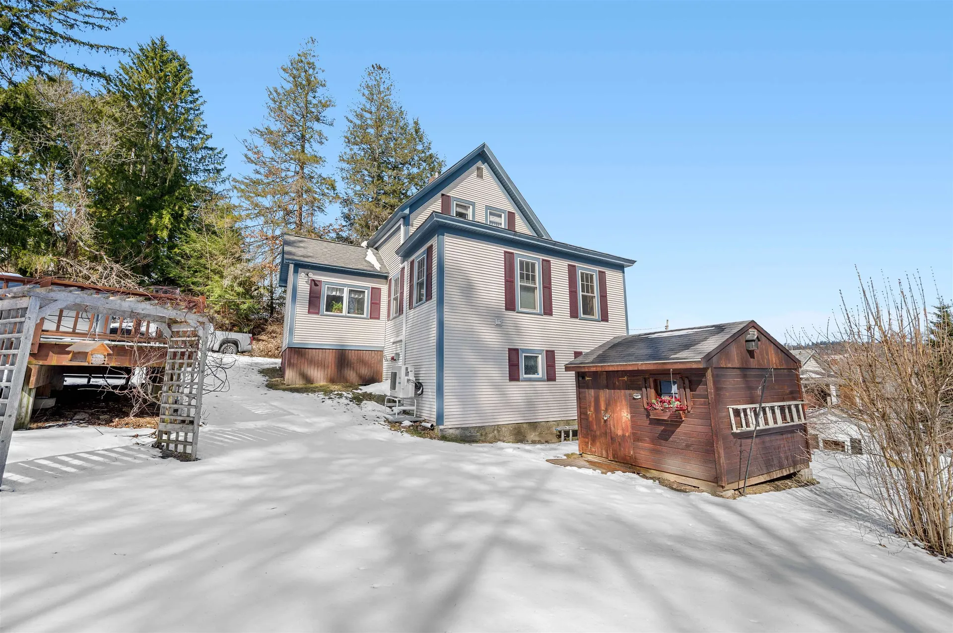 16 Cambria Street Barre City VT 05641