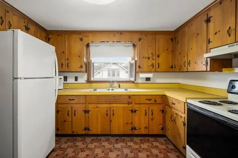 65 Harbor Avenue Nashua NH 03060