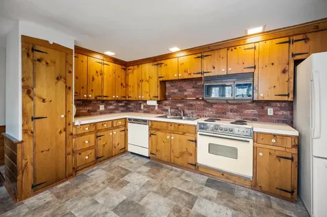 65 Harbor Avenue Nashua NH 03060