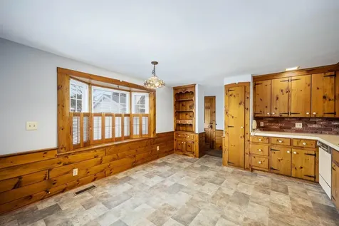 65 Harbor Avenue Nashua NH 03060