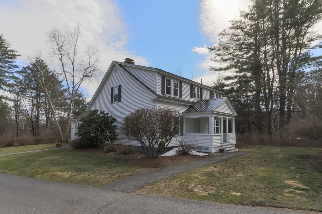 133 Hopkinton Road Concord NH 03301