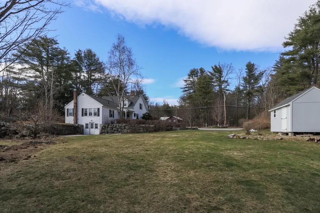 133 Hopkinton Road Concord NH 03301