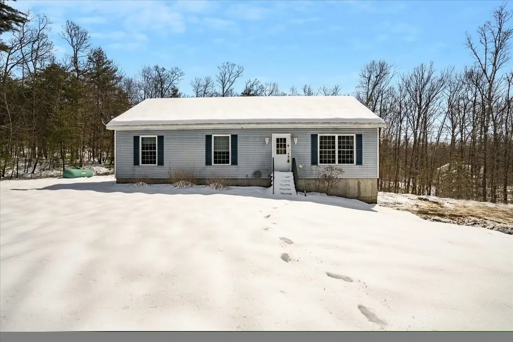 212 Oak Hill Road Northfield NH 03276