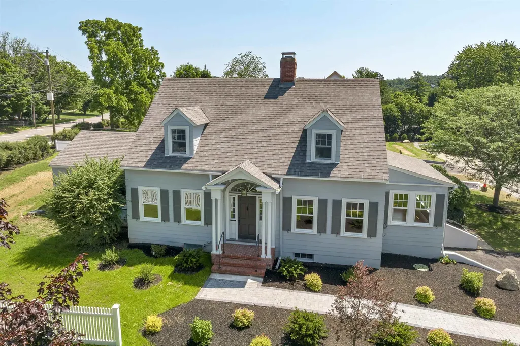 35 Artwill Avenue Portsmouth NH 03801