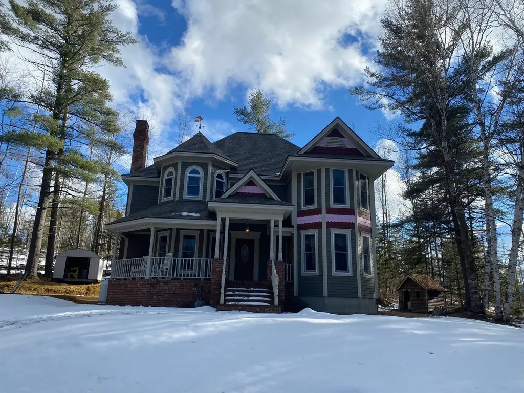 640 W Milan Road Milan NH 03588