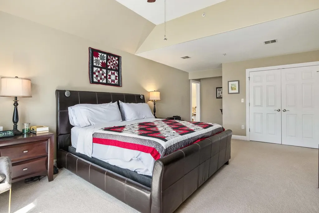 5 Pelton Way Hampton Falls NH 03844