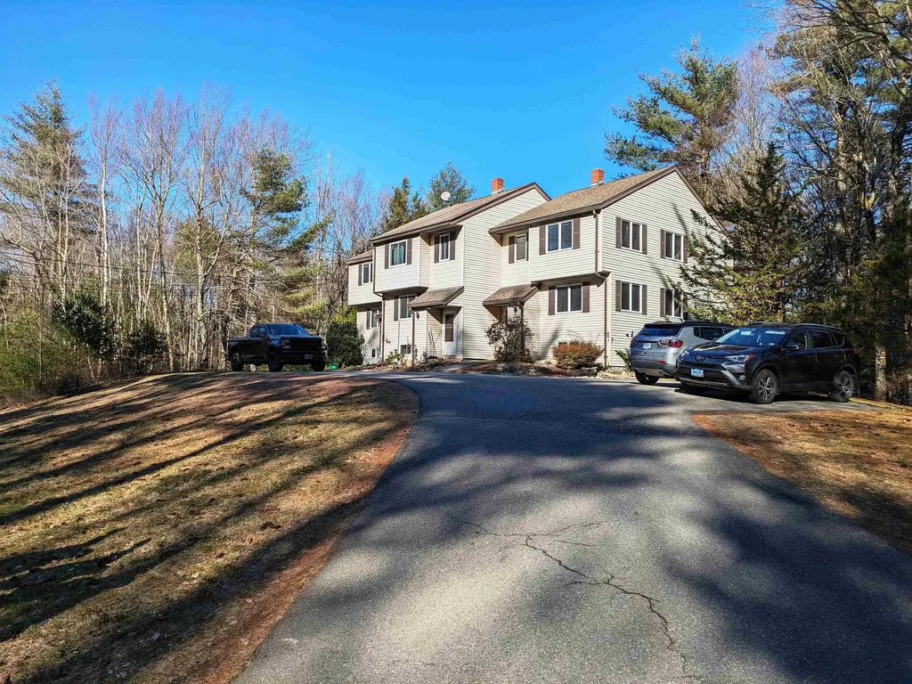 31a Rum Hollow Drive Fremont NH 03044