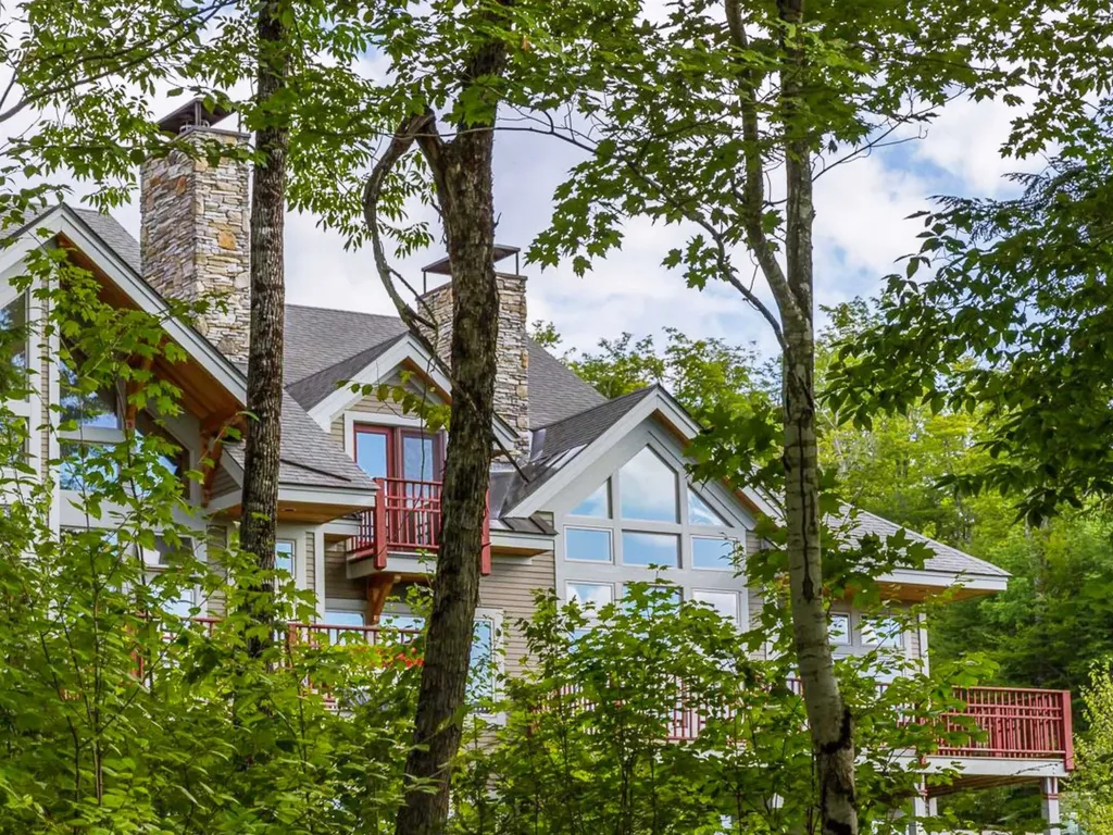 0 Bear Path Lane Burke VT 05832