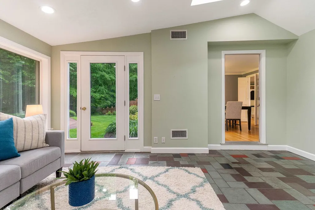102 Woodland Road Hampton NH 03842
