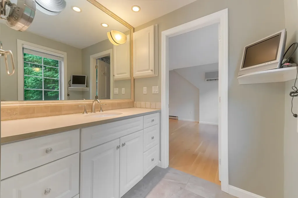 102 Woodland Road Hampton NH 03842