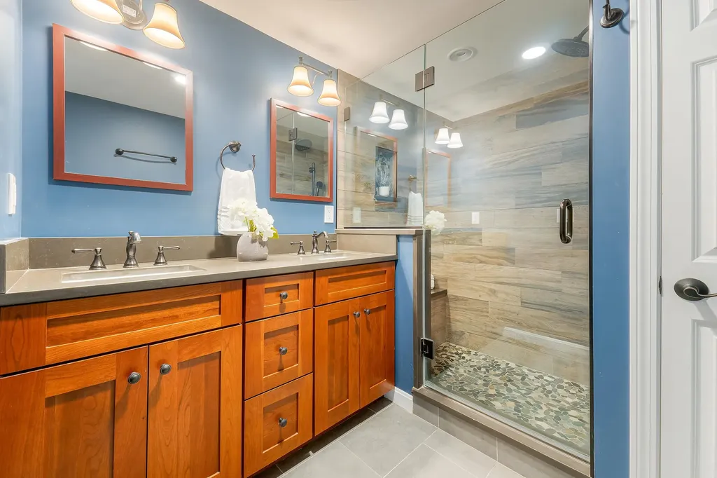 102 Woodland Road Hampton NH 03842