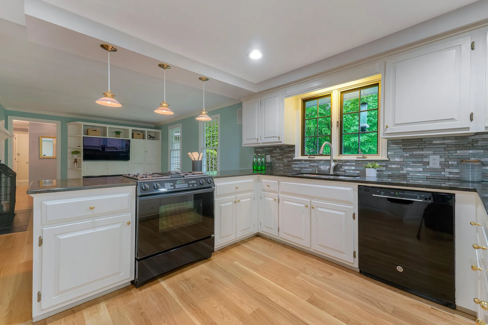 102 Woodland Road Hampton NH 03842