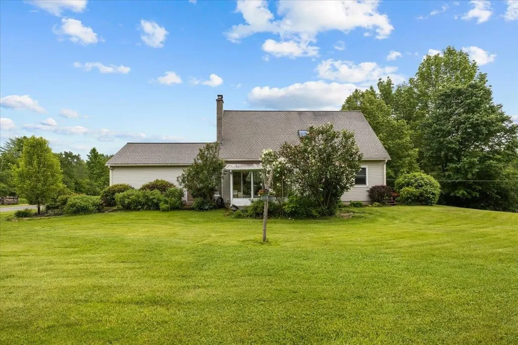 1458 Old Stage Road Westford VT 05494