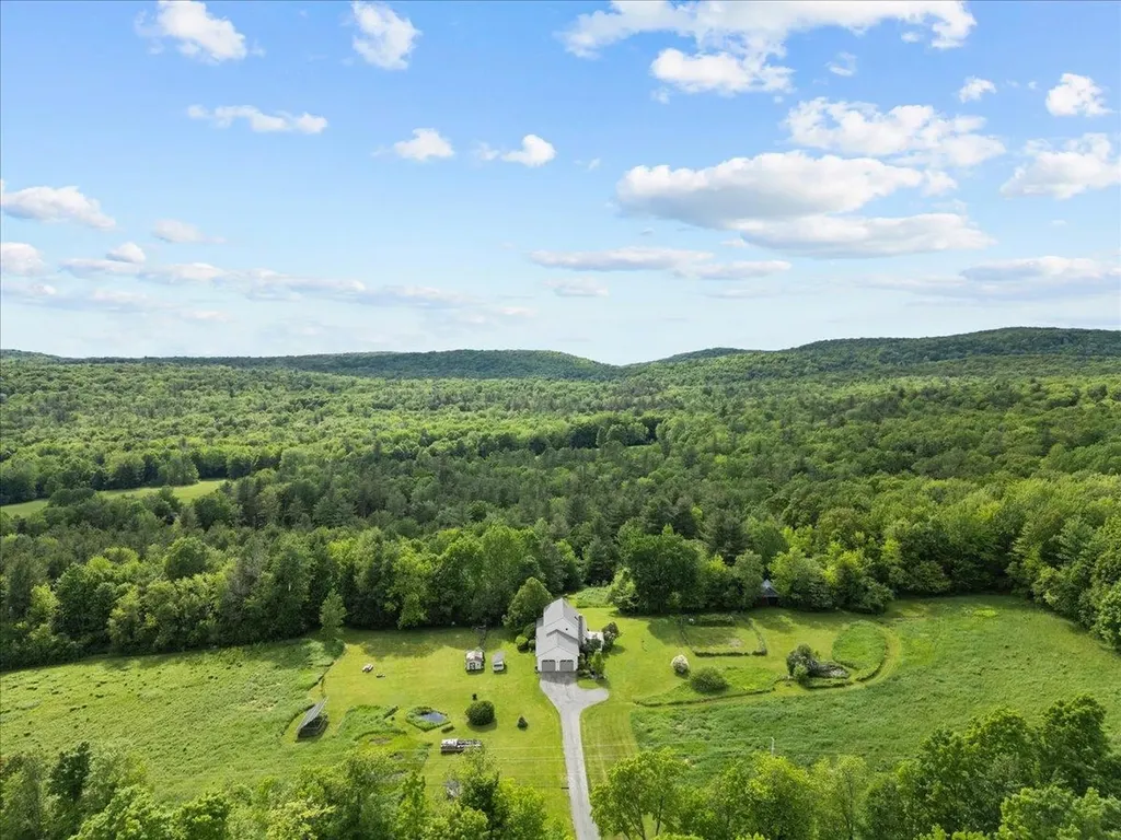 1458 Old Stage Road Westford VT 05494
