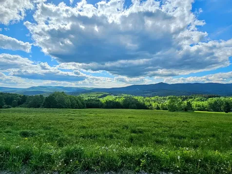 423 Whites Road Wilmington VT 05363