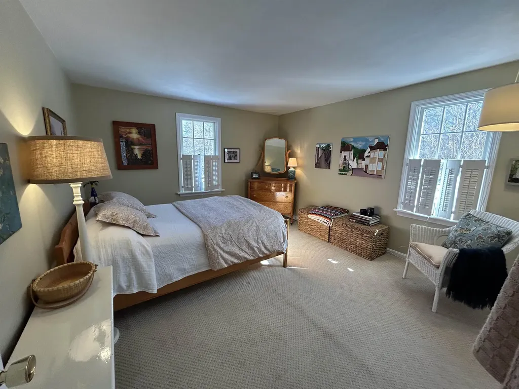 5 Carriage Drive Exeter NH 03833