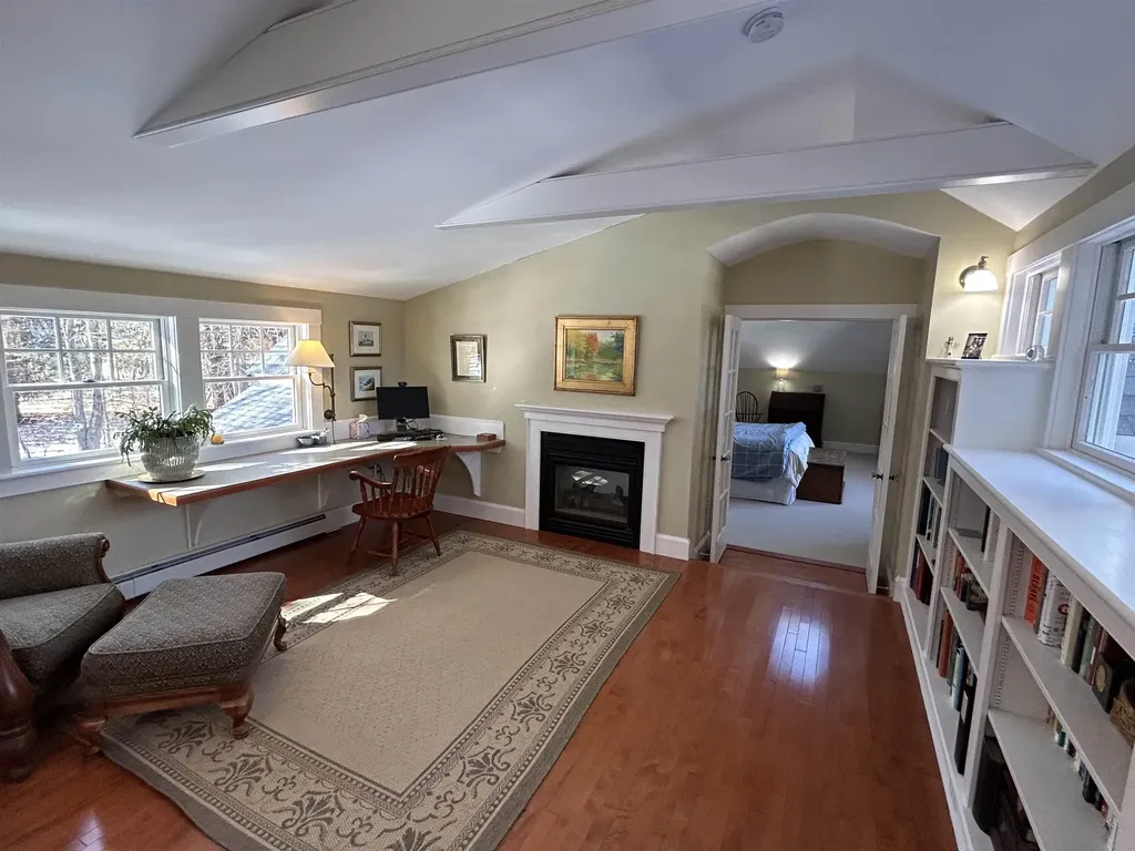 5 Carriage Drive Exeter NH 03833