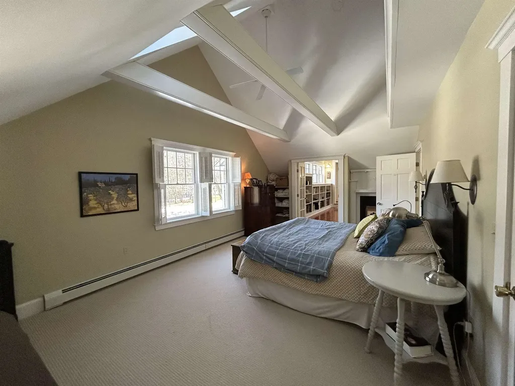 5 Carriage Drive Exeter NH 03833