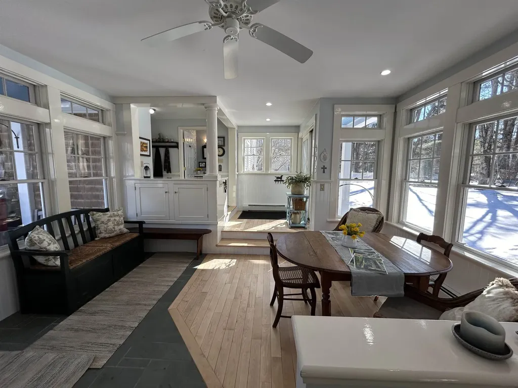 5 Carriage Drive Exeter NH 03833