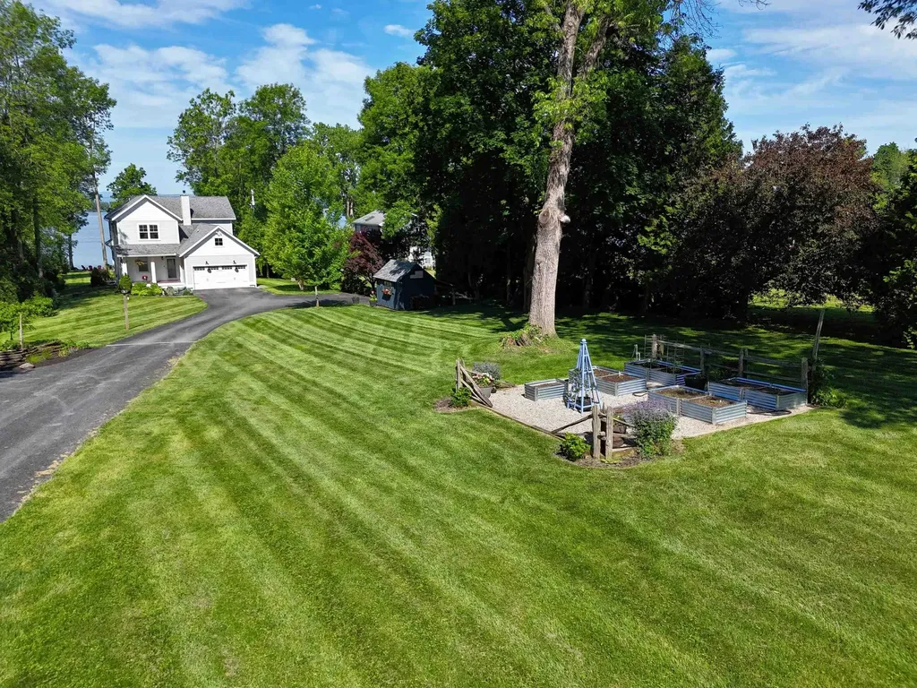 355 Us Route 2 Grand Isle VT 05458