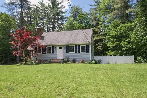 76 Long Pond Road Danville NH 03819