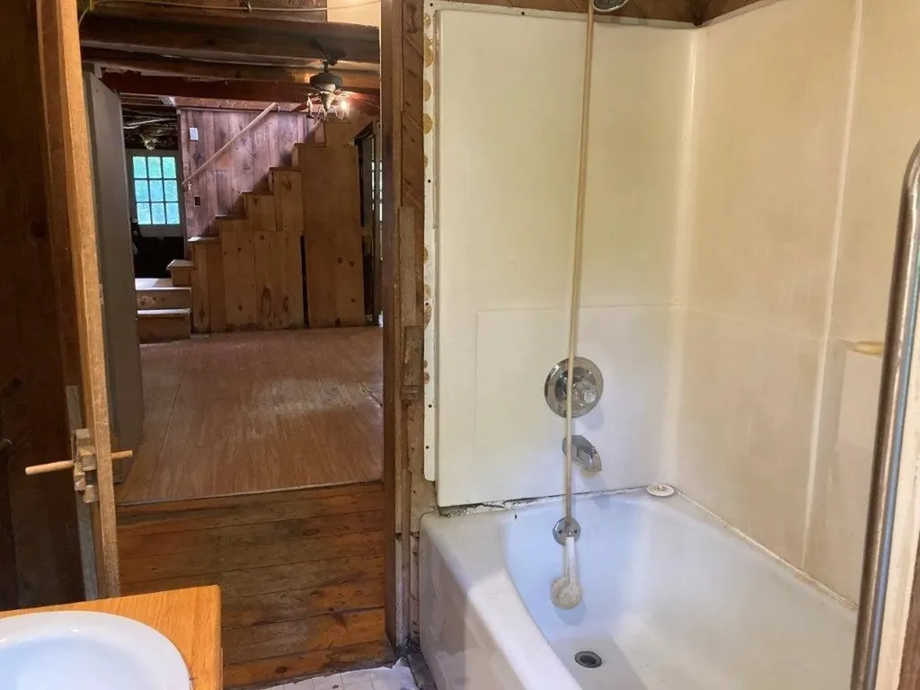 390 Ibey Road Canaan NH 03741