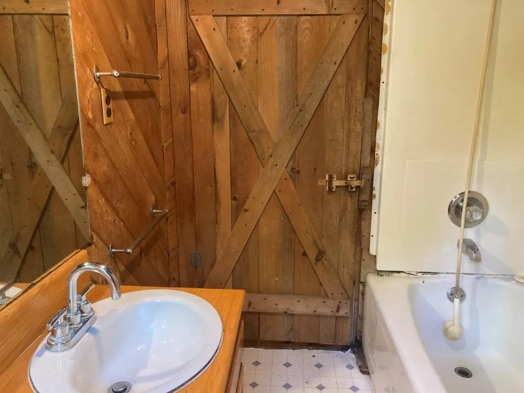 390 Ibey Road Canaan NH 03741