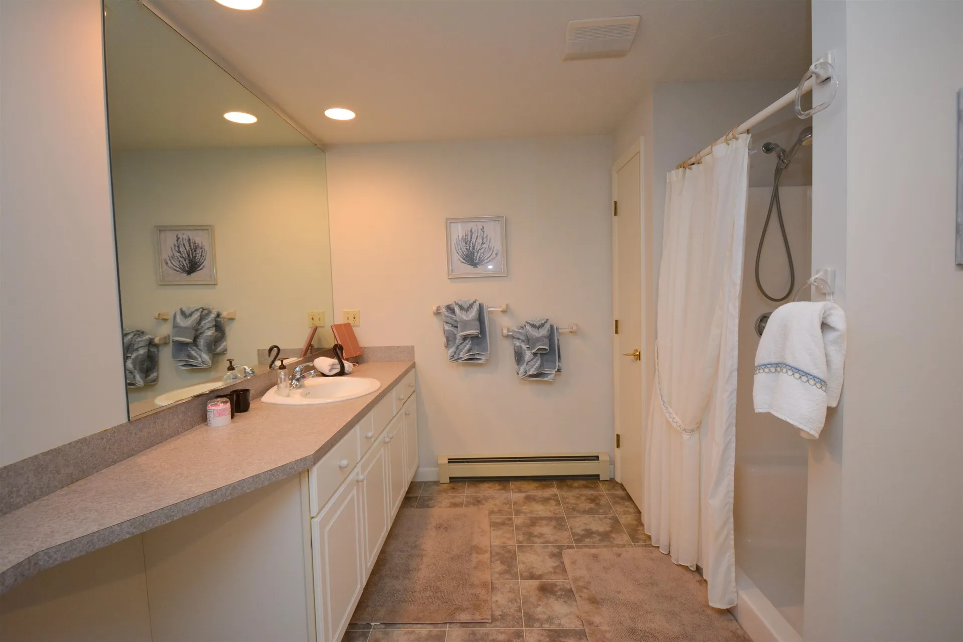 35 Hummingbird Hill Grantham NH 03753