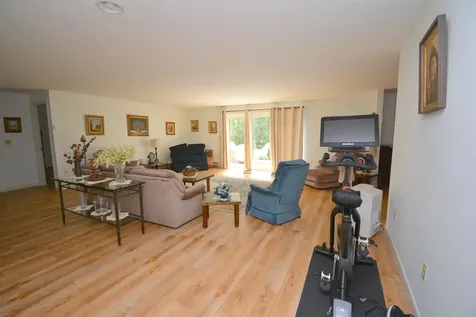 35 Hummingbird Hill Grantham NH 03753