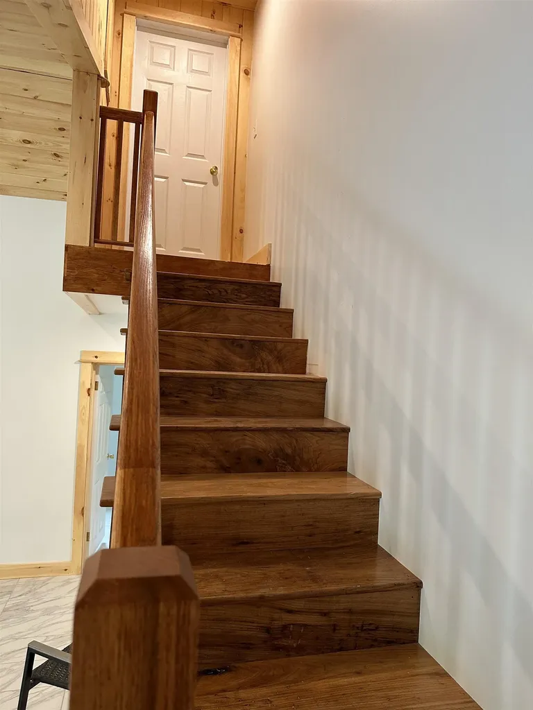 52 Robin Bird Lane Brandon VT 05733