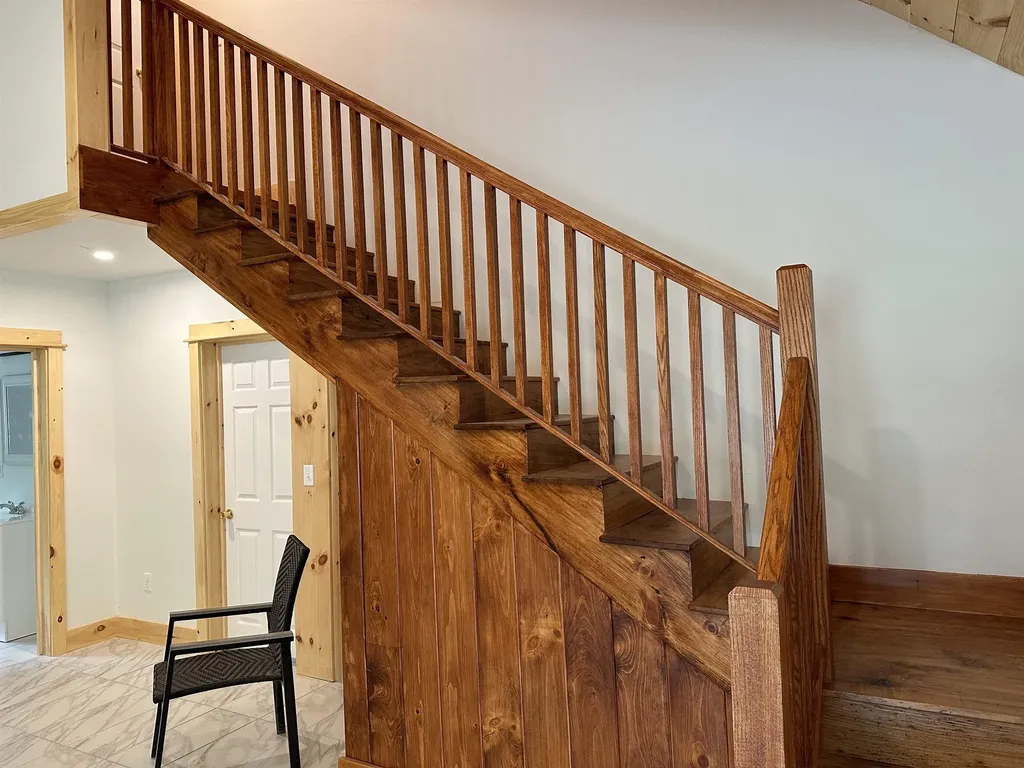 52 Robin Bird Lane Brandon VT 05733