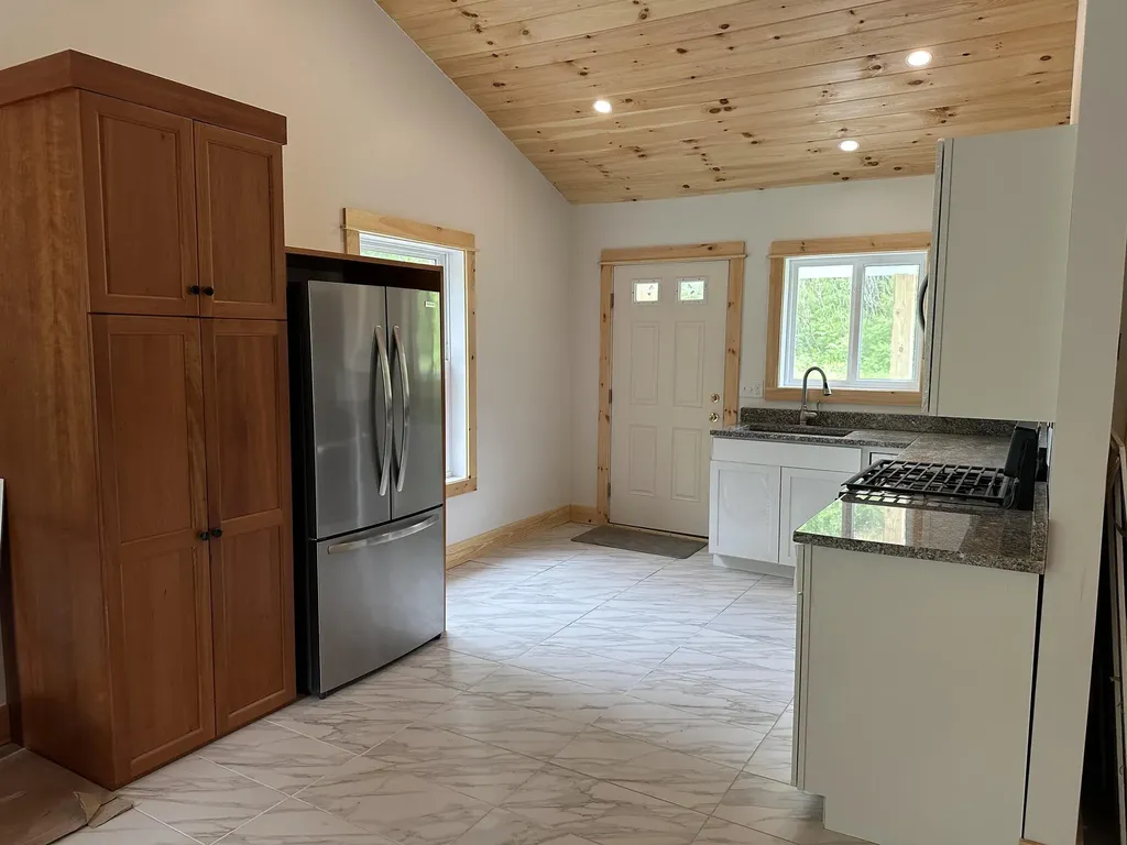 52 Robin Bird Lane Brandon VT 05733