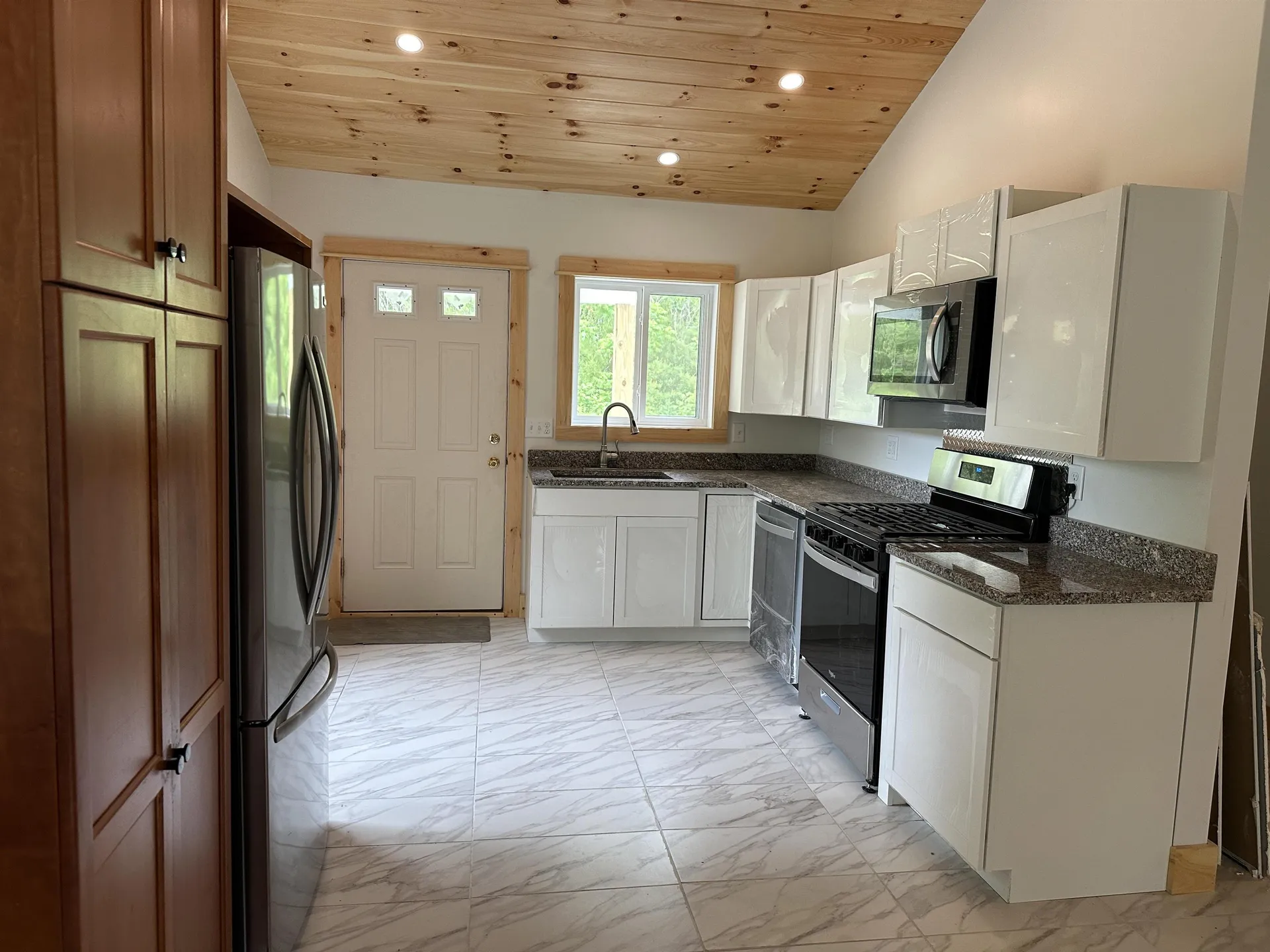 52 Robin Bird Lane Brandon VT 05733