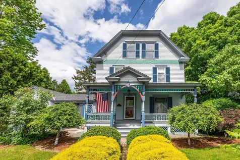 656 Main Street Chester VT 05143