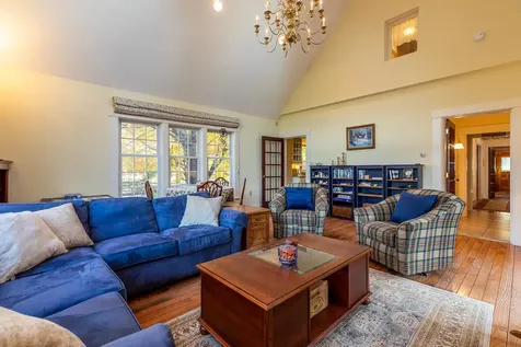 656 Main Street Chester VT 05143