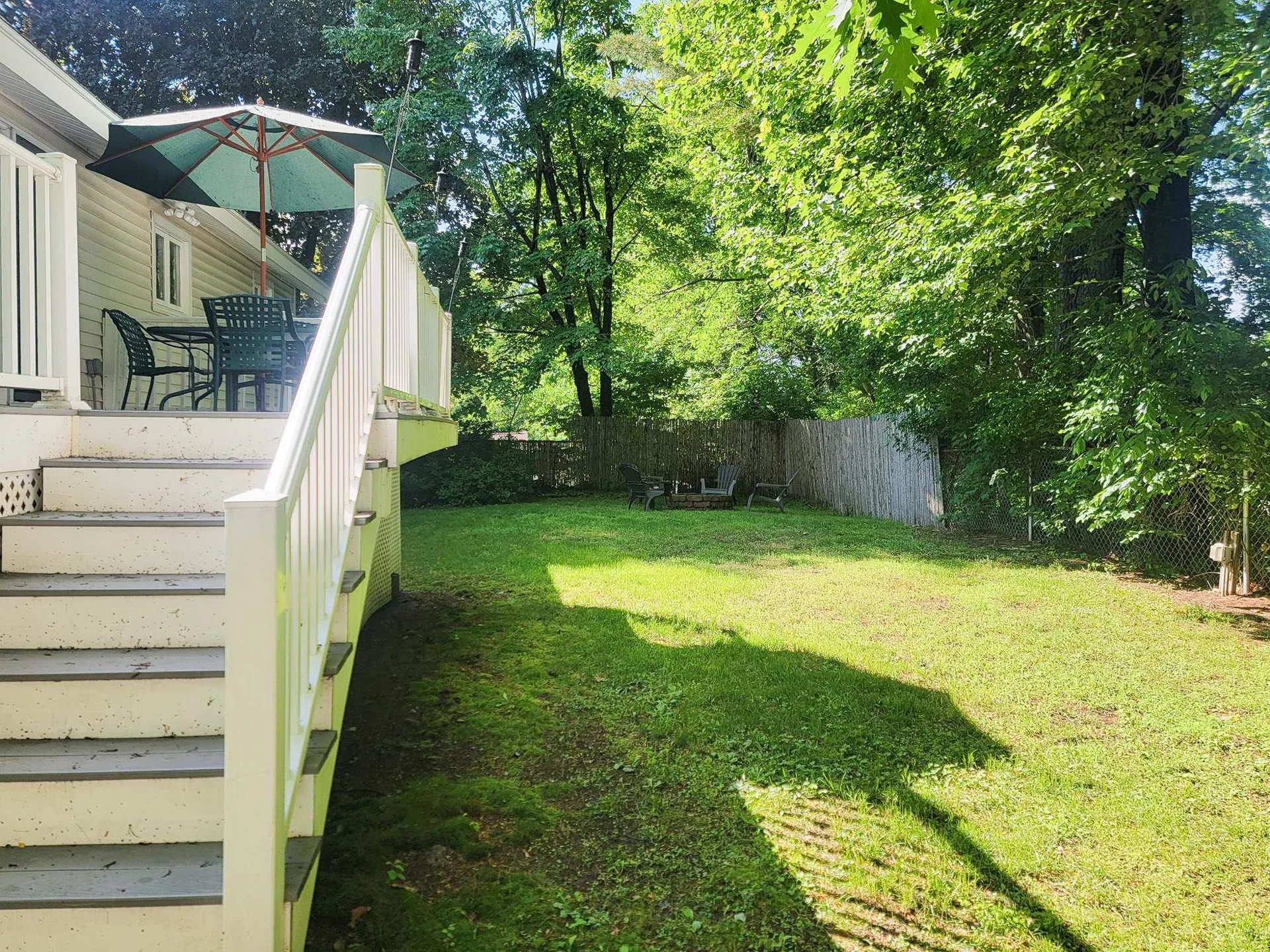 44 Cambridge Road Nashua NH 03062