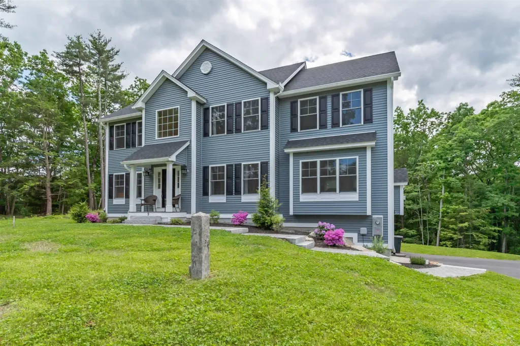 9 Bonanno Road Salem NH 03079