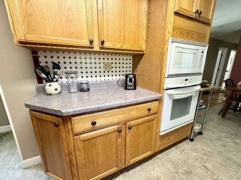 28 Craigue Hill Road Springfield VT 05156-9380