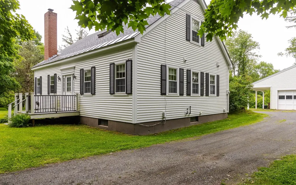 48 Elm Street Walpole NH 03608