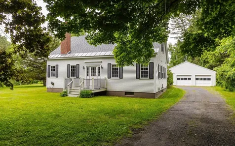 48 Elm Street Walpole NH 03608