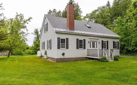 48 Elm Street Walpole NH 03608