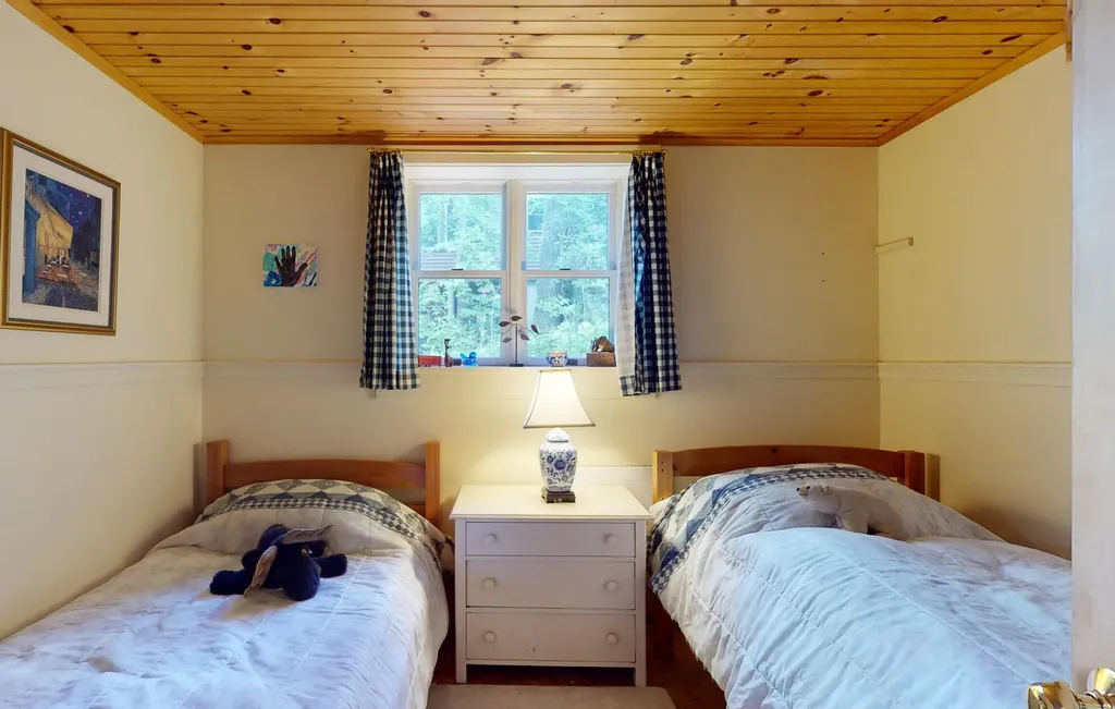 192 Mountain View Drive Leicester VT 05733