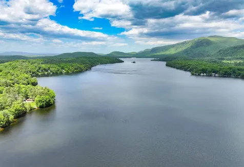 192 Mountain View Drive Leicester VT 05733